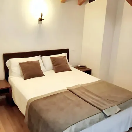 Family House Near With Mountain View בית נופש *