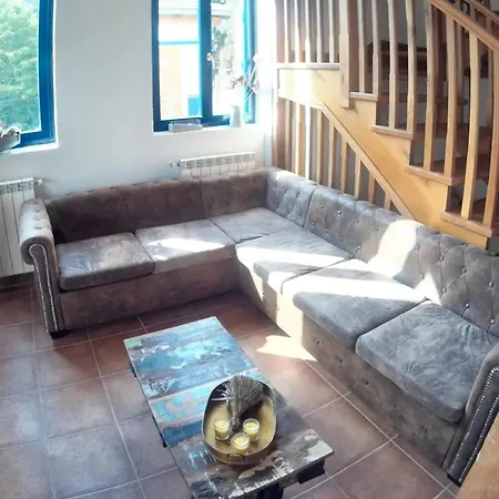 Casa vacanze Family House Near With Mountain View