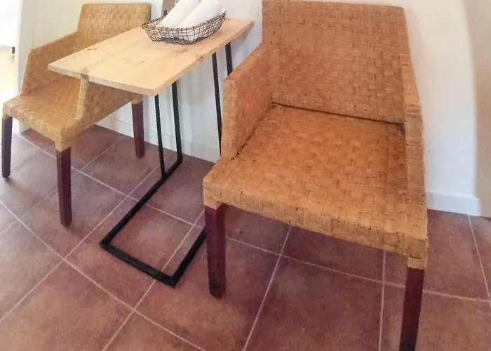 Dom wakacyjny Family House Near With Mountain View Otañes