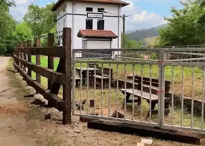 Family House Near With Mountain View Dom wakacyjny *